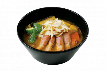 期間/数量限定メニュー|厚切りベーコンとスモークチーズのスープカレー(ライス付)